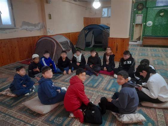 --- İstanbul Arnavutköy'deki "Kış Kampı"