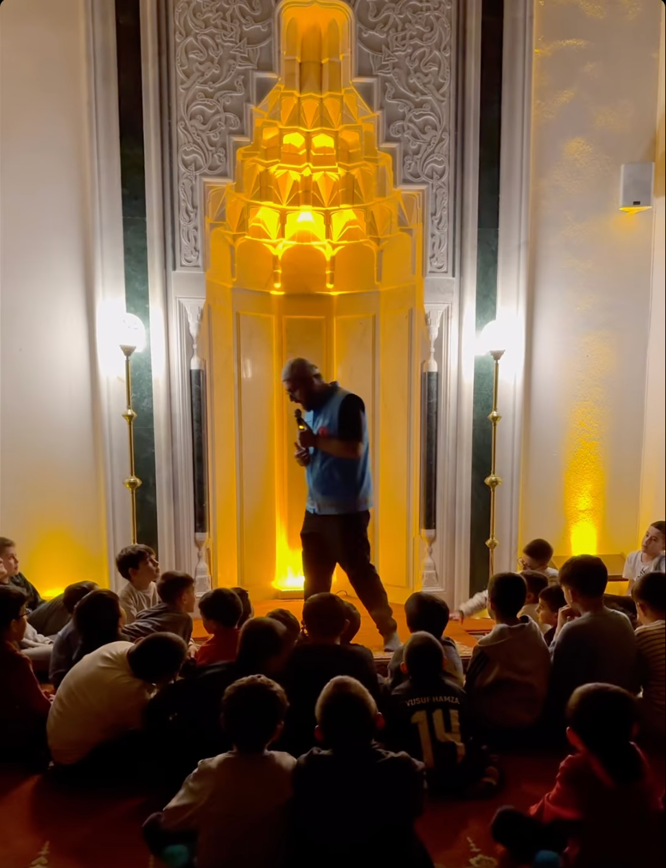 Bolu'daki Baba-Oğul Cami Kampı