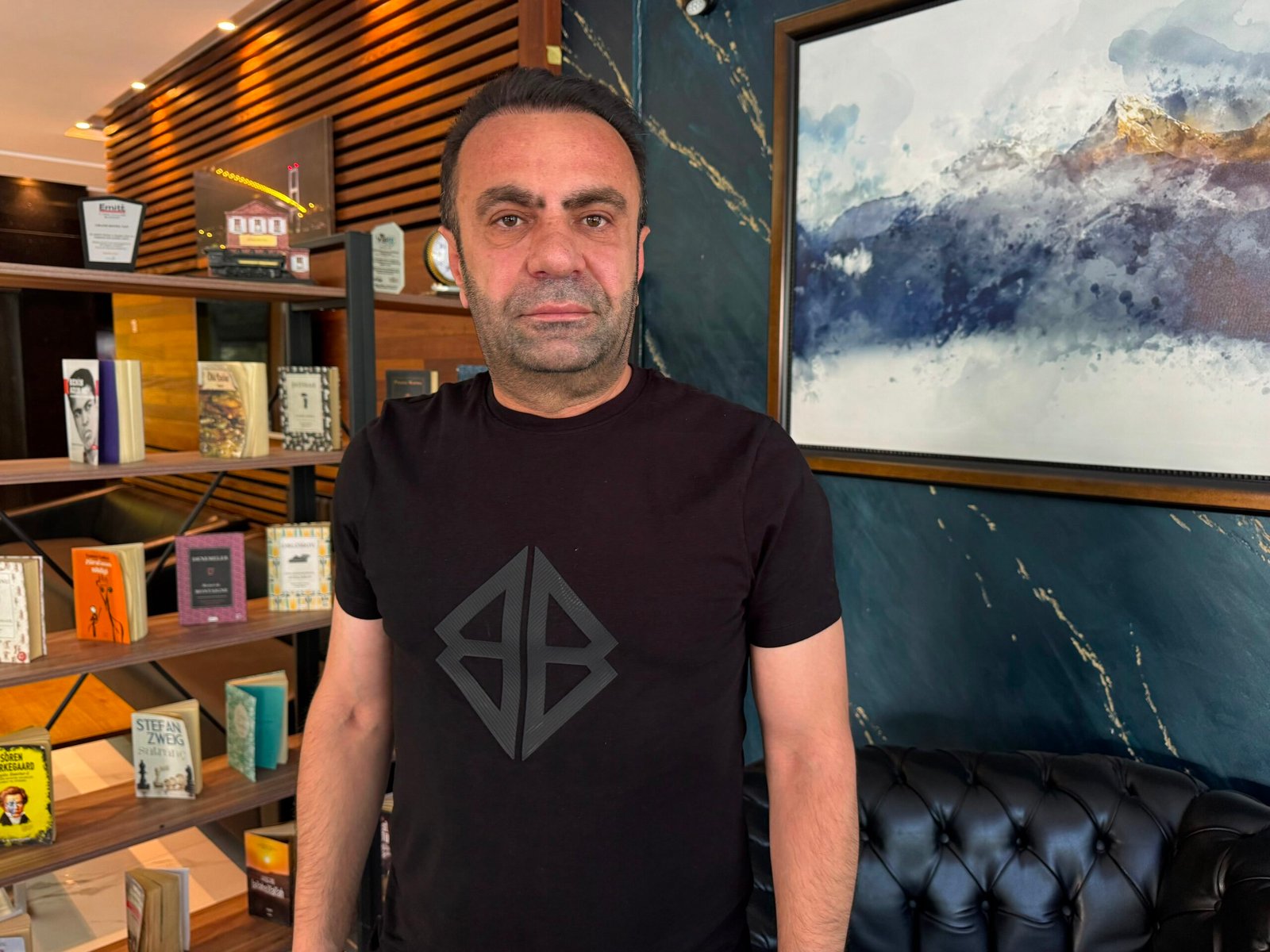 Van Otelciler ve Turizmciler Derneği (VANOTED) Başkanı Çetin Demirhan