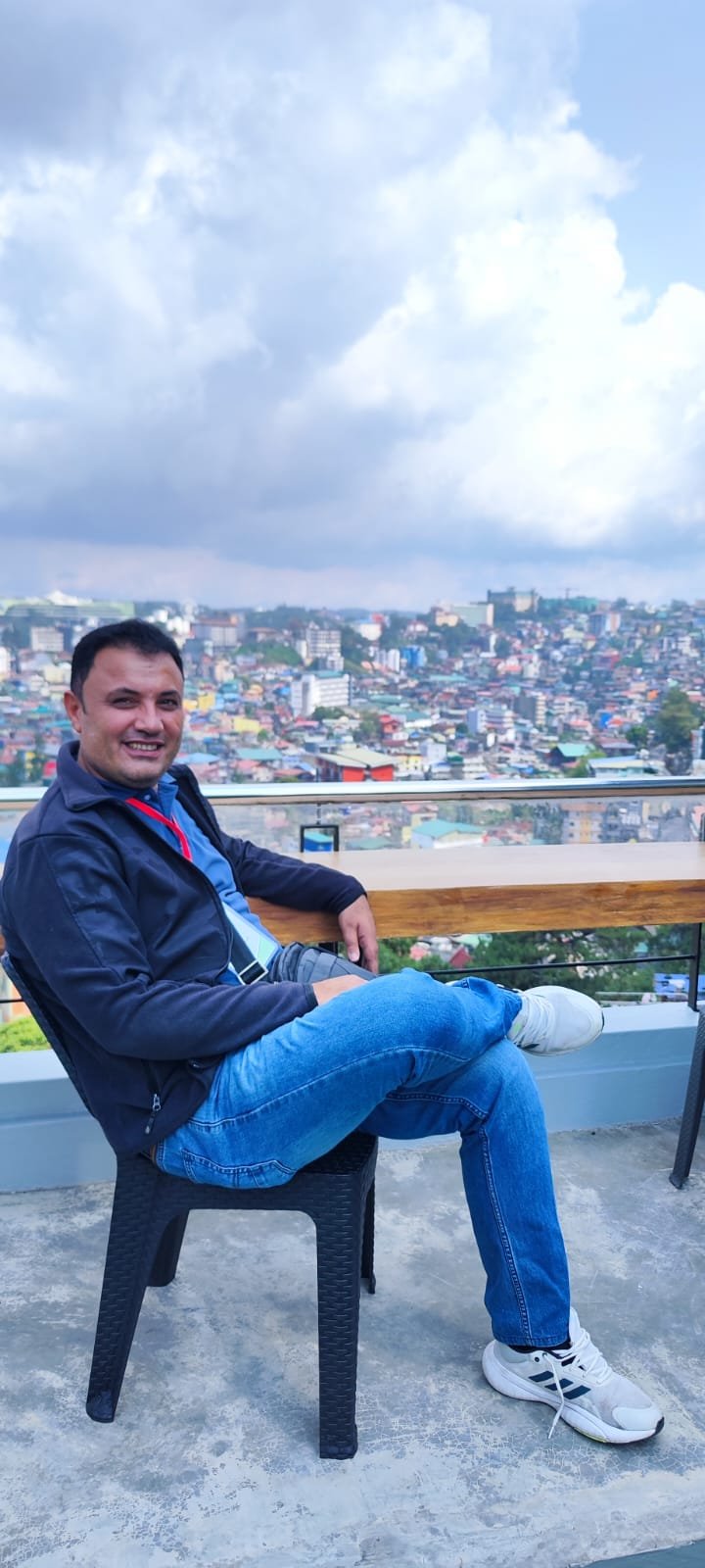 Yurtdışı eğitim danışmanı İbrahim Halil Maral