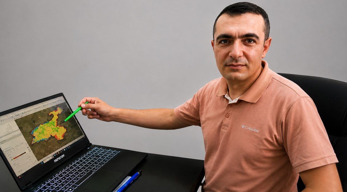 Doç. Dr. Mustafa Akkuş